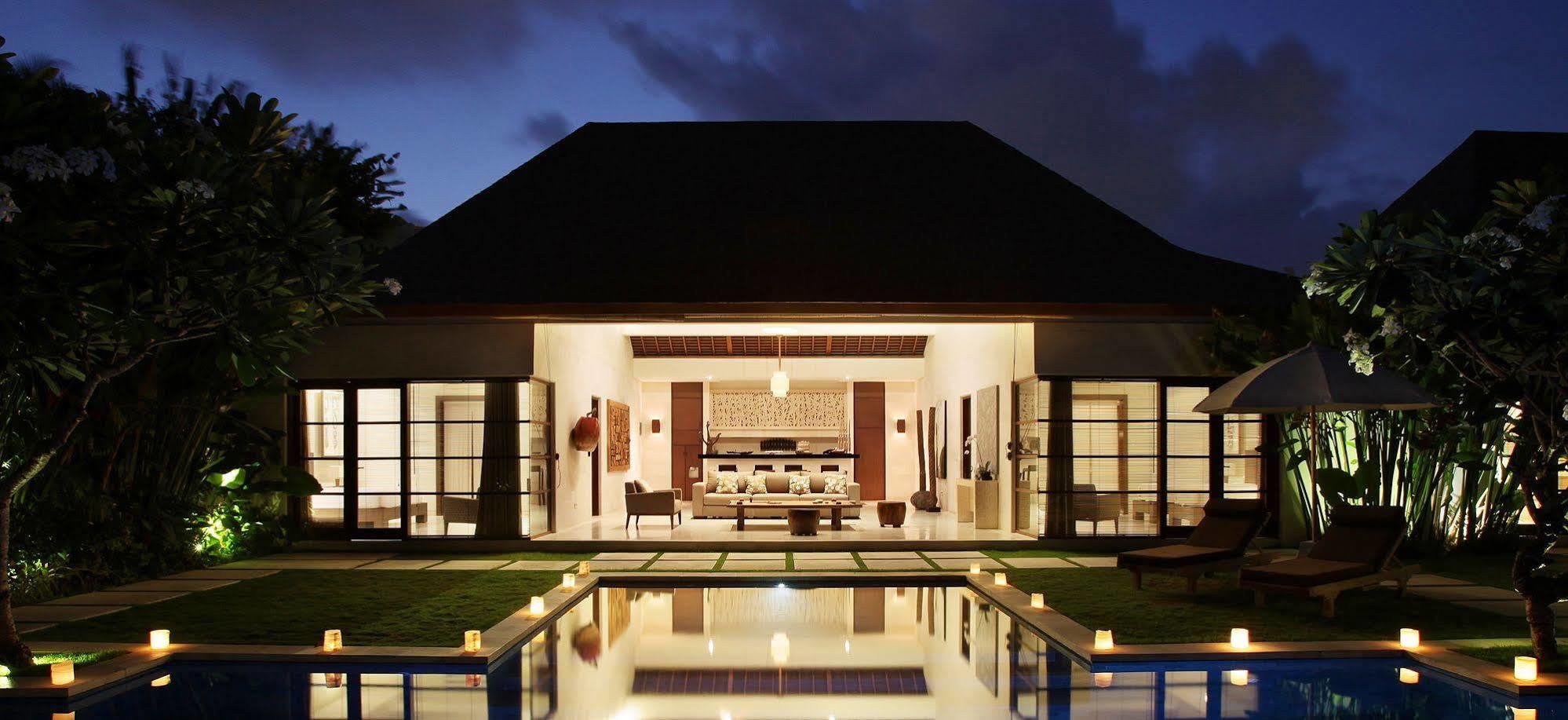 Nyaman Villas Seminyak Exterior photo